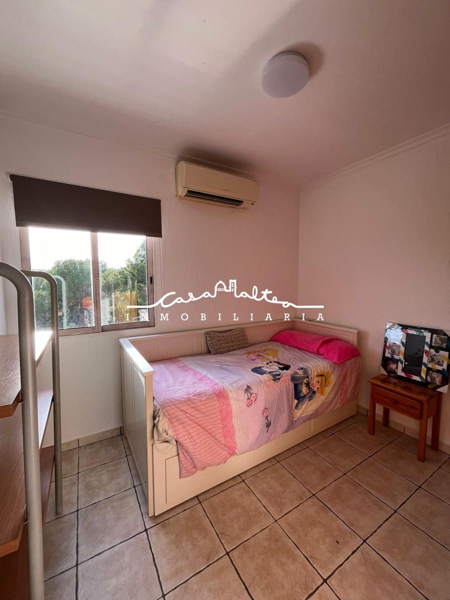 5 bedroom Villa for sale in La Nucia with pool - € 1,300,000 (Ref: 8687798)