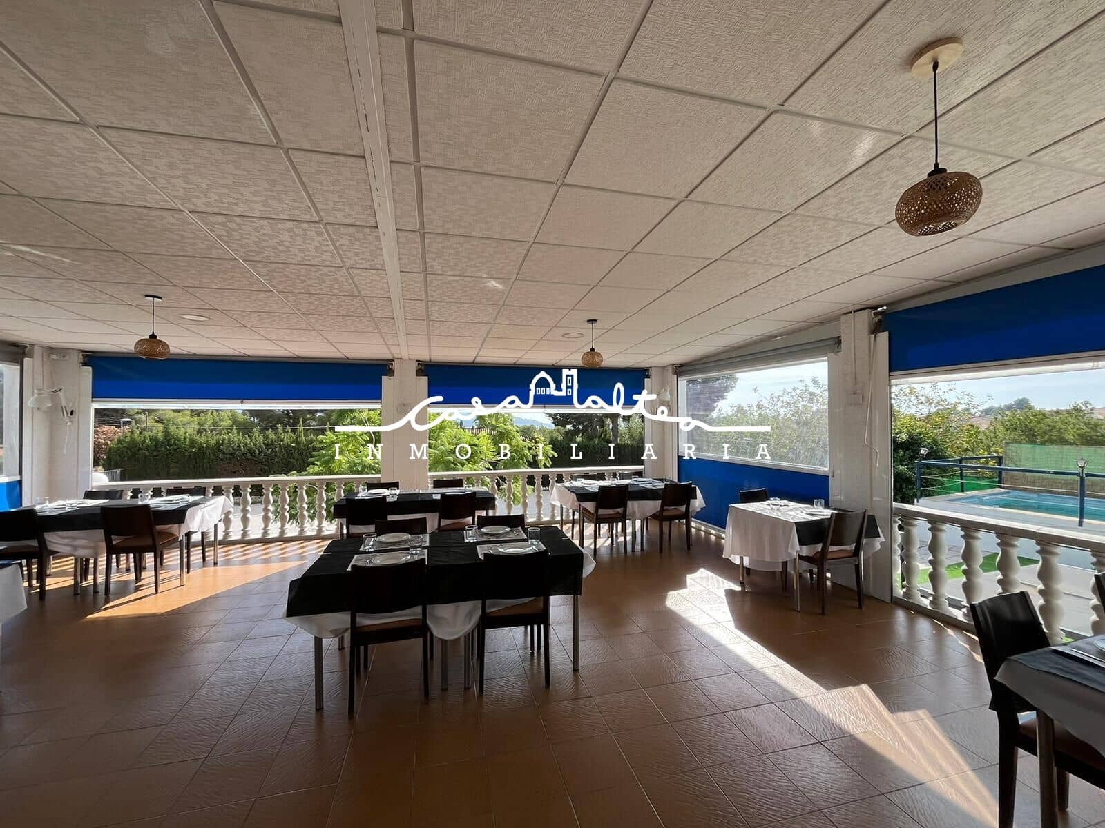 5 bedroom Villa for sale in La Nucia with pool - € 1,300,000 (Ref: 8687798)