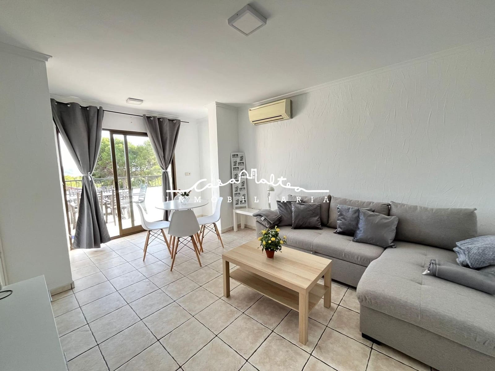 5 bedroom Villa for sale in La Nucia with pool - € 1,300,000 (Ref: 8687798)