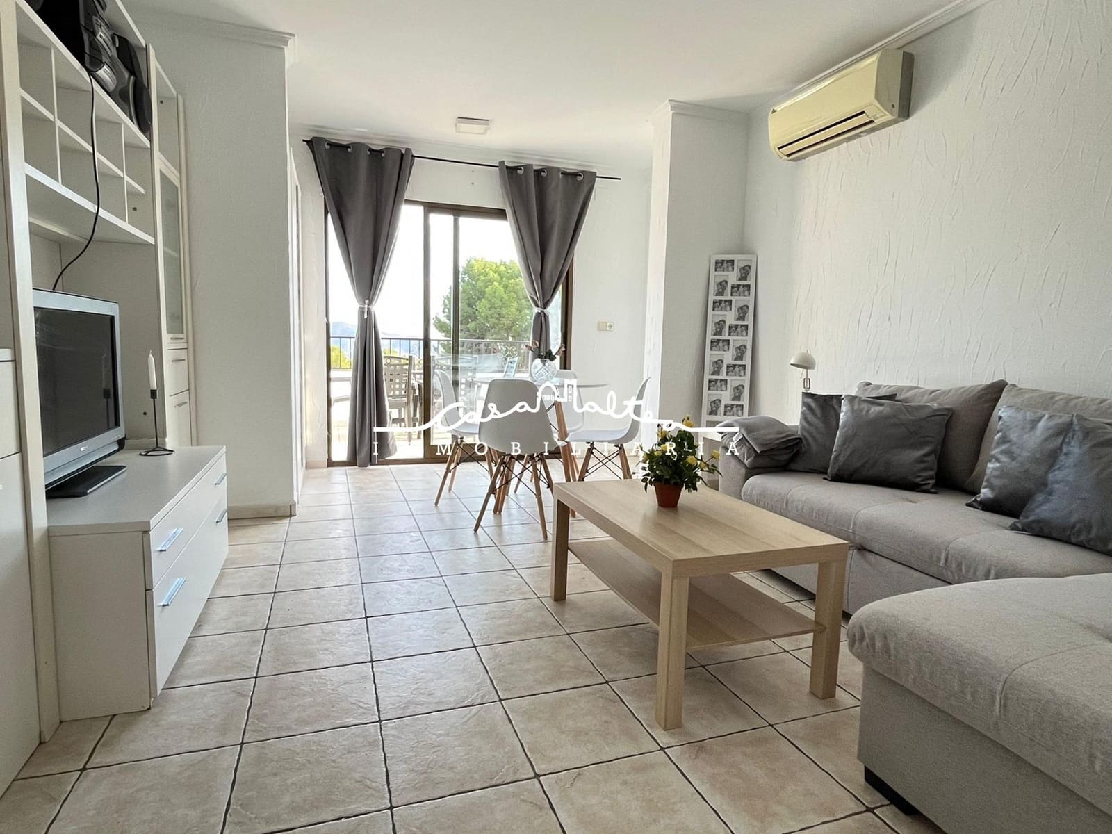 5 bedroom Villa for sale in La Nucia with pool - € 1,300,000 (Ref: 8687798)