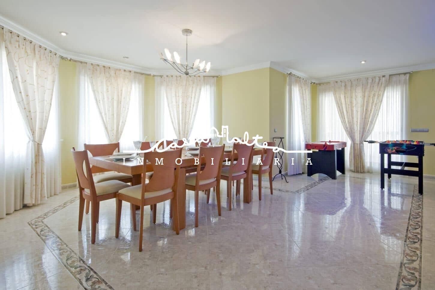 4 soverom Villa til salgs i Calpe / Calp med svømmebasseng garasje - € 1 350 000 (Ref: 8698364)