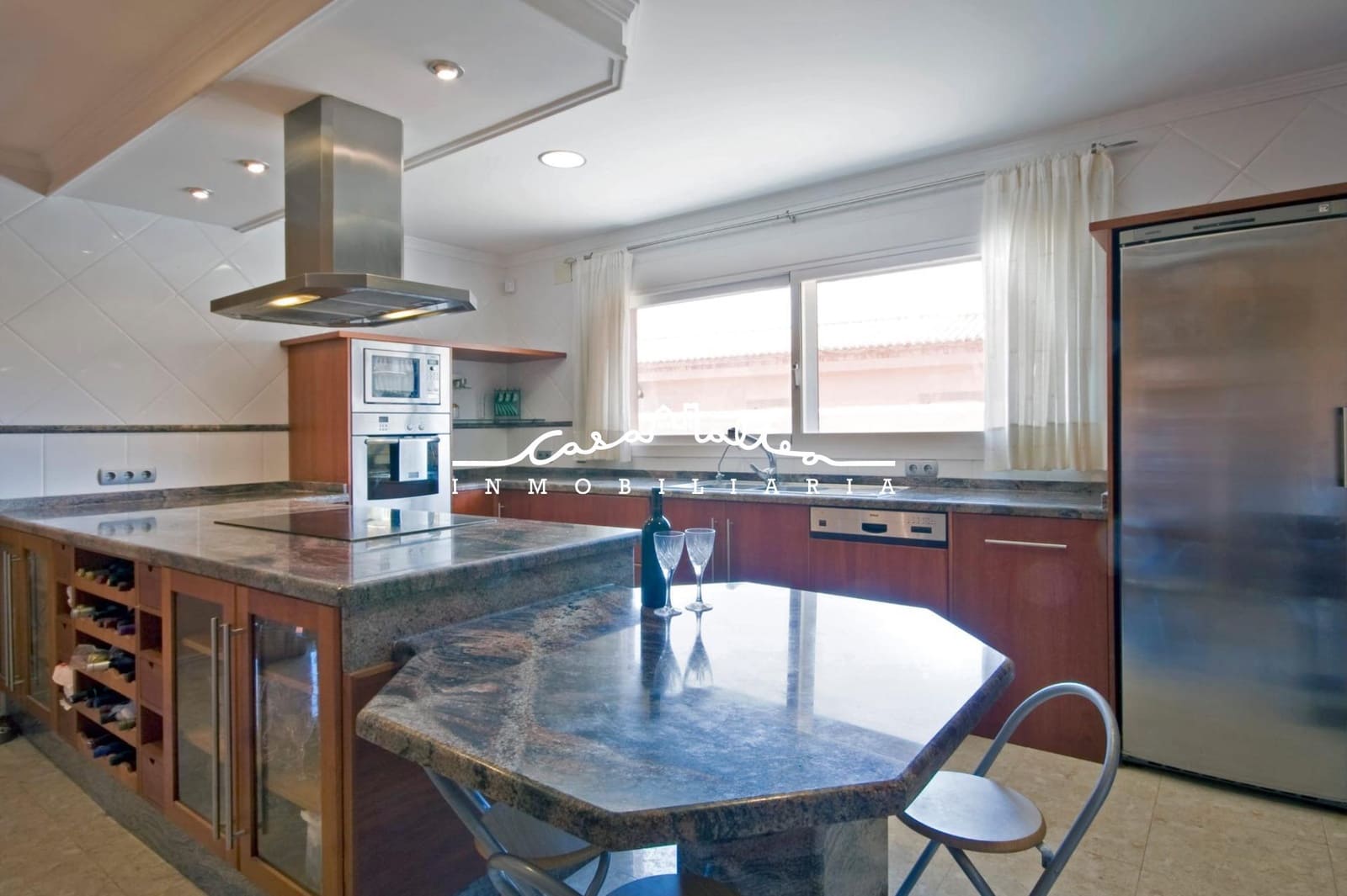 4 soverom Villa til salgs i Calpe / Calp med svømmebasseng garasje - € 1 350 000 (Ref: 8698364)