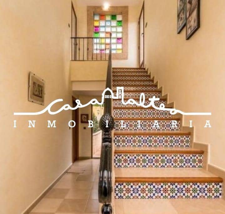 5 soverom Villa til salgs i Altea la Vella med svømmebasseng - € 636 000 (Ref: 8722181)