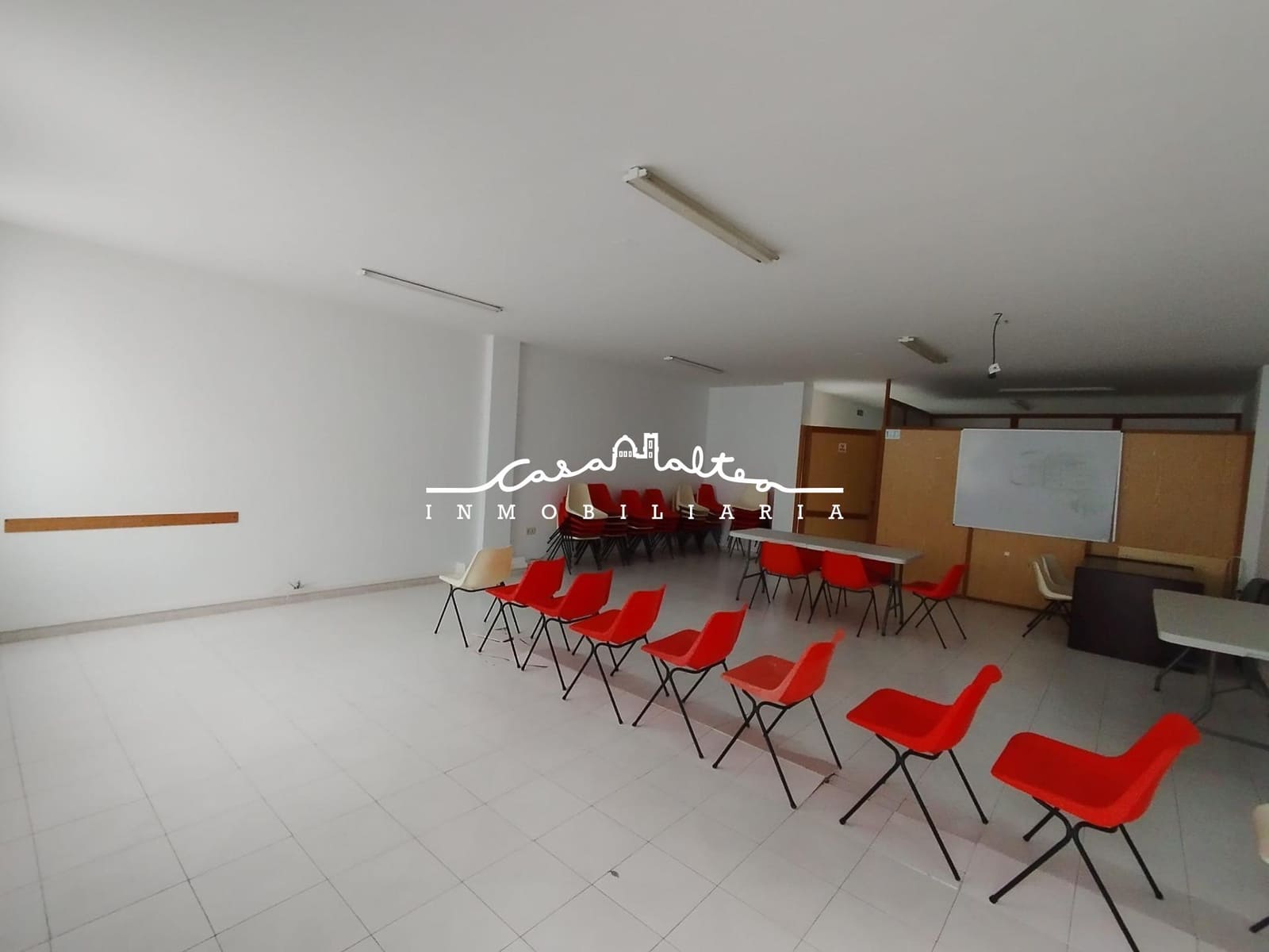 Erhverv til leje i Altea - € 900 (Ref: 8727936)