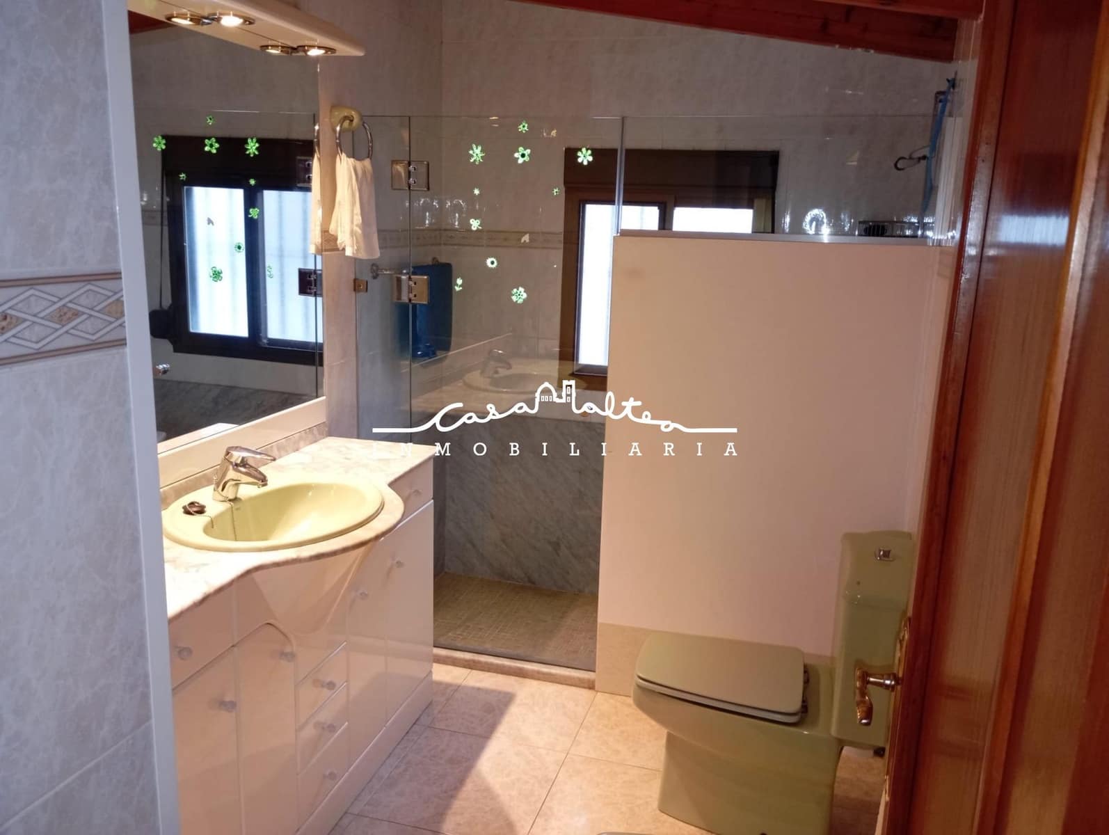 4 bedroom Townhouse for sale in Altea - € 240,000 (Ref: 8737970)