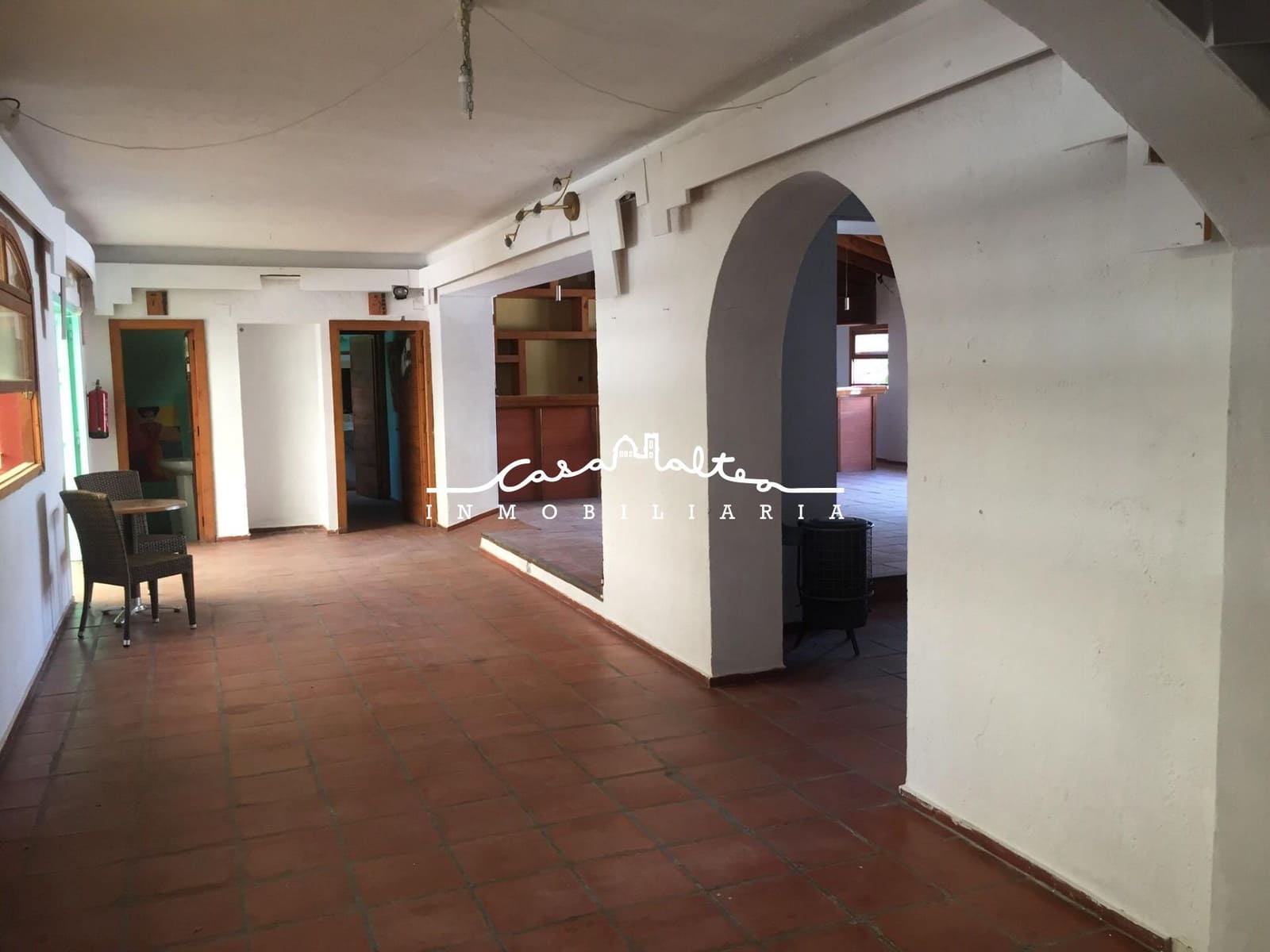 Virksomhed til leje i Altea - € 1.800 (Ref: 8825112)