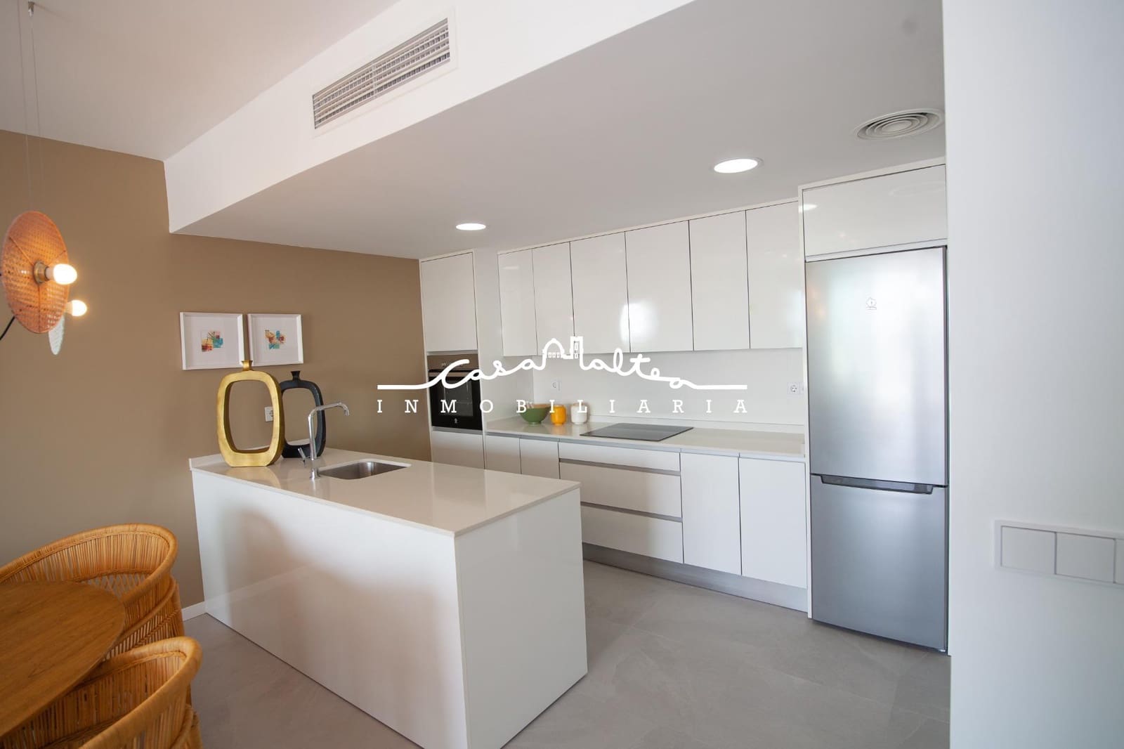 2 bedroom Penthouse for sale in Finestrat with pool garage - € 440,000 (Ref: 8825115)