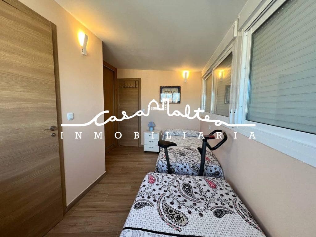 3 bedroom Flat for sale in Benidorm - € 275,000 (Ref: 8839135)