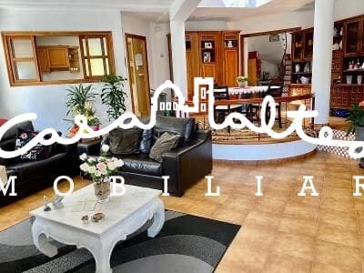 3 bedroom Villa for sale in Callosa d'En Sarria with pool garage - € 525,000 (Ref: 8841176)
