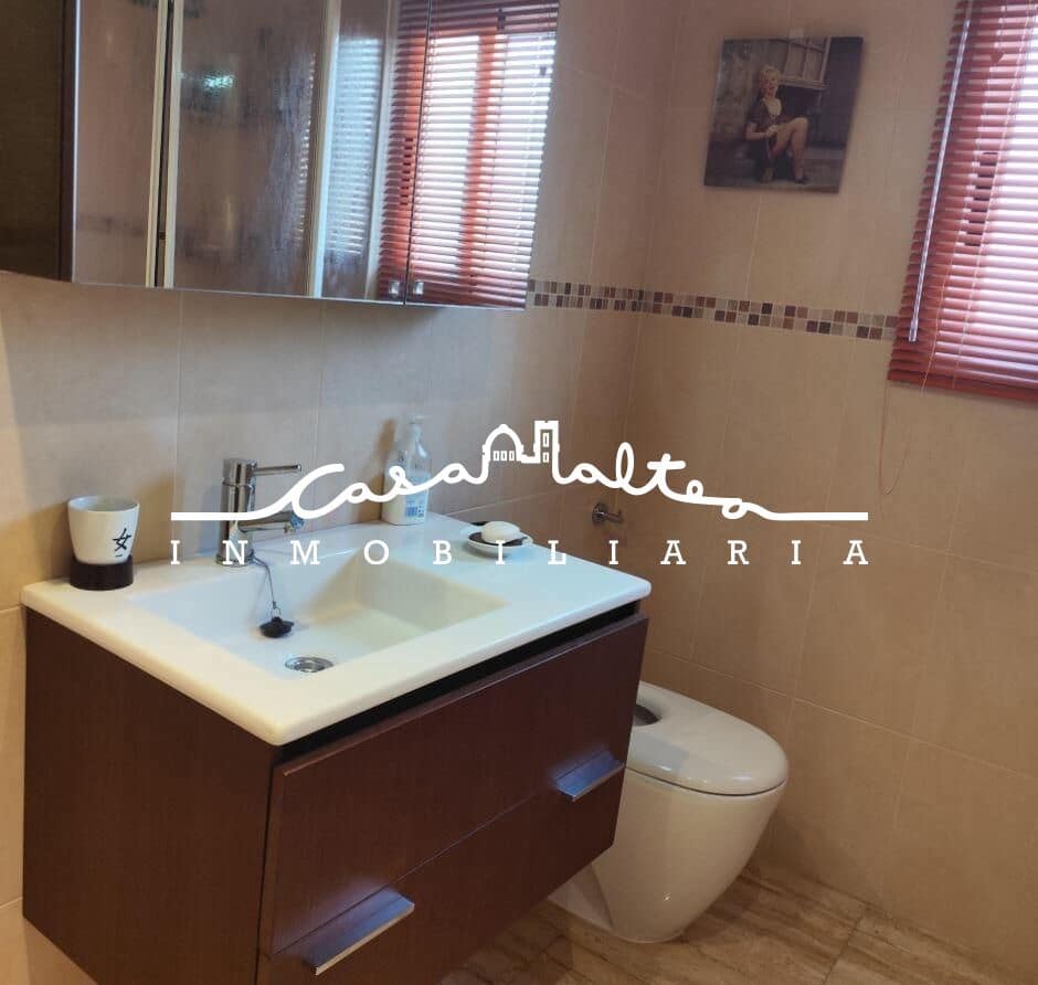 2 chambre Appartement à vendre à Benidorm avec piscine - 350 000 € (Ref: 8849473)