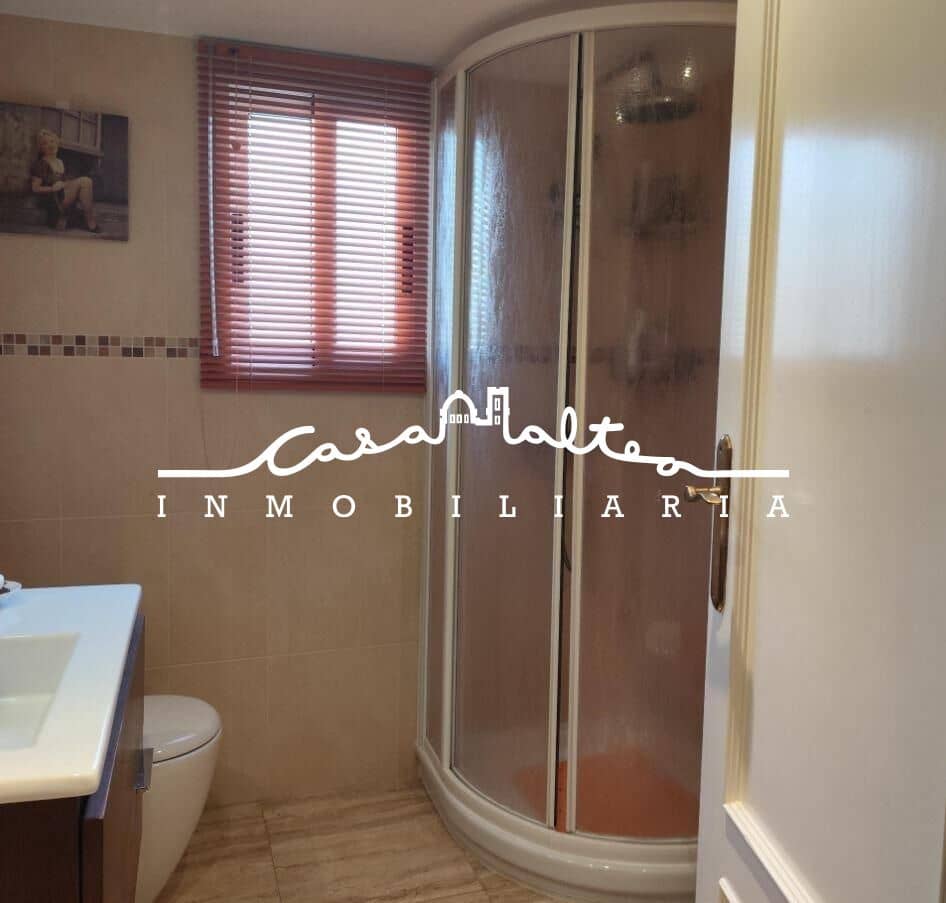 2 chambre Appartement à vendre à Benidorm avec piscine - 350 000 € (Ref: 8849473)