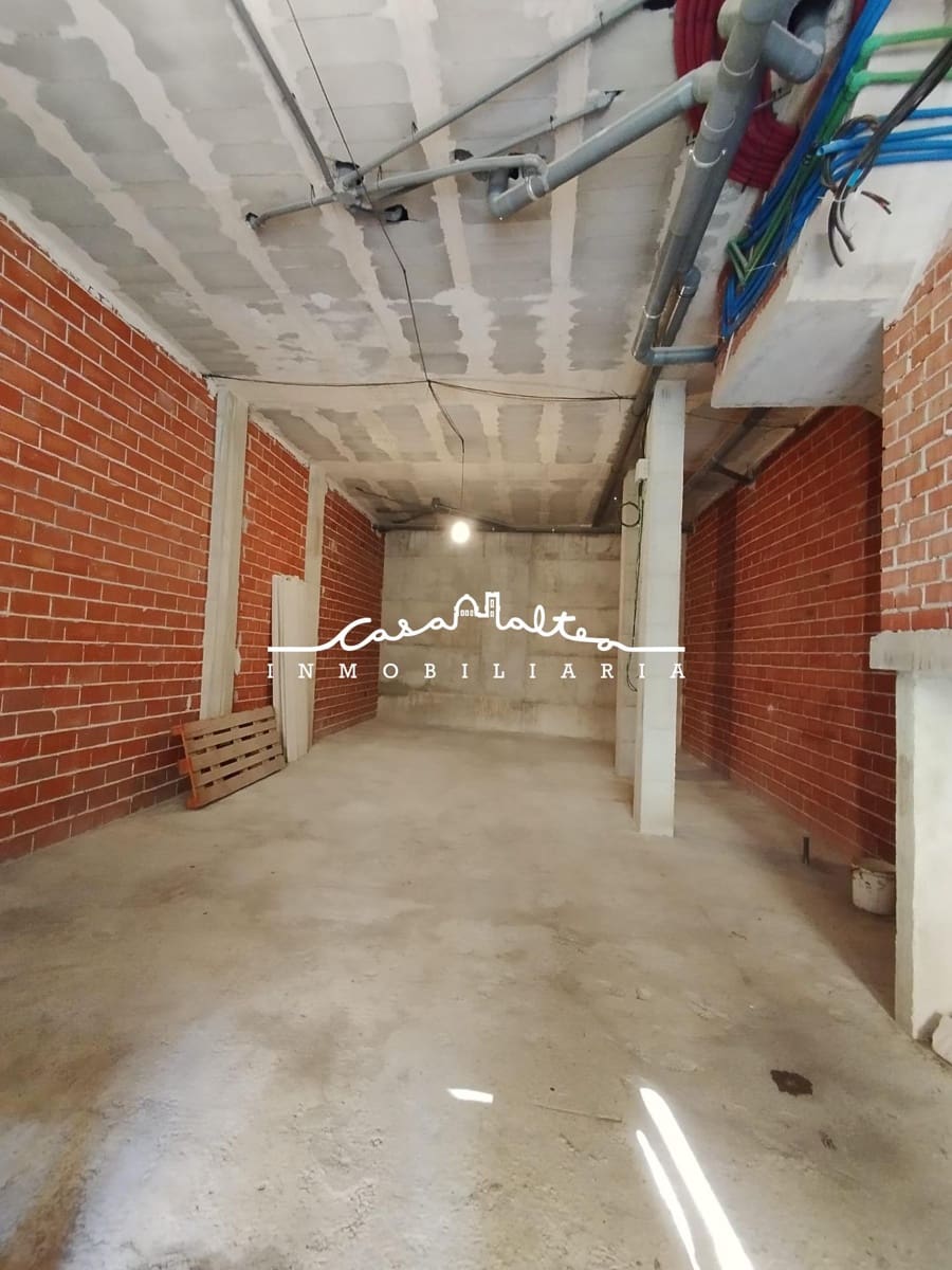 Commercieel te koop in Callosa d'En Sarria - € 150.000 (Ref: 8867218)