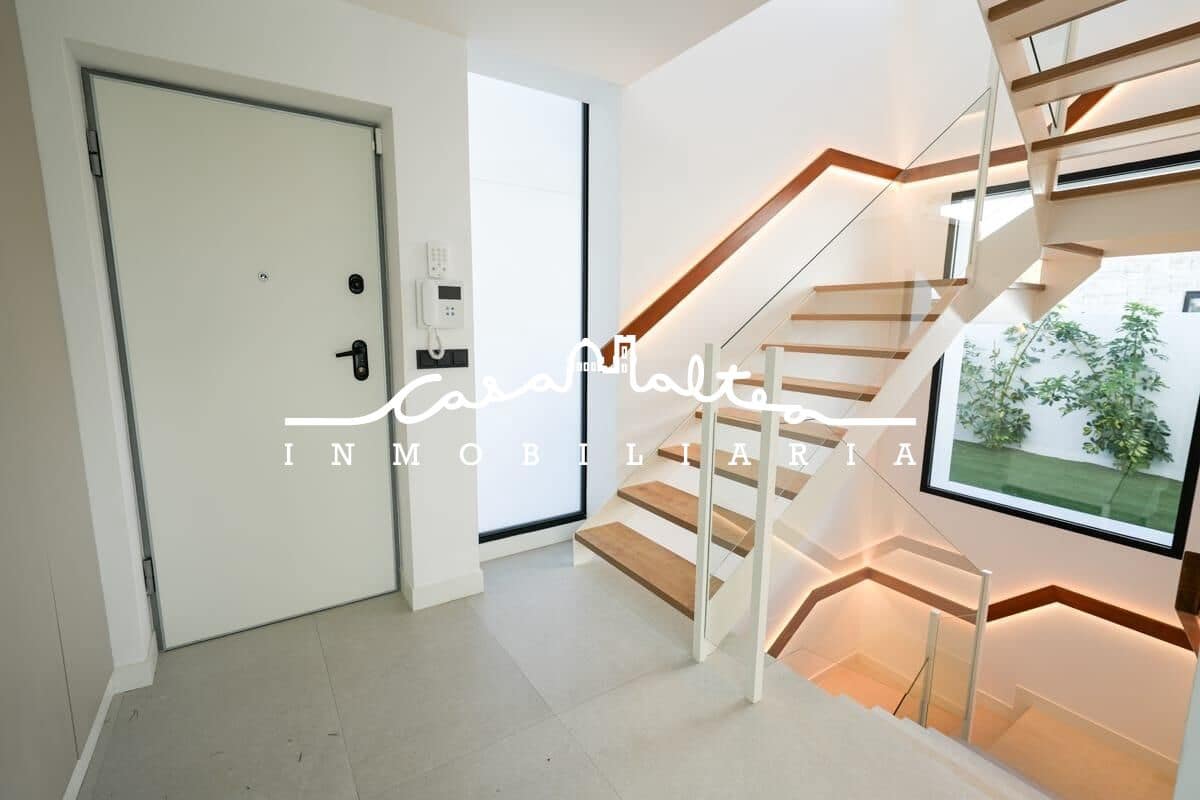 3 makuuhuone Huvila myytävänä paikassa Polop mukana uima-altaan 
autotalli - 810 000 € (Ref: 8869932)