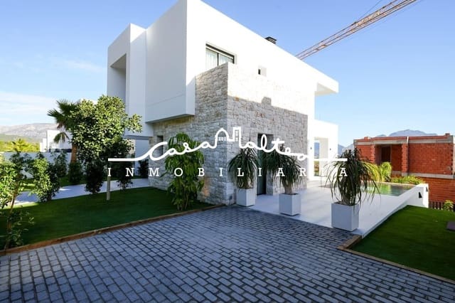 3 makuuhuone Huvila myytävänä paikassa Polop mukana uima-altaan 
autotalli - 810 000 € (Ref: 8869932)