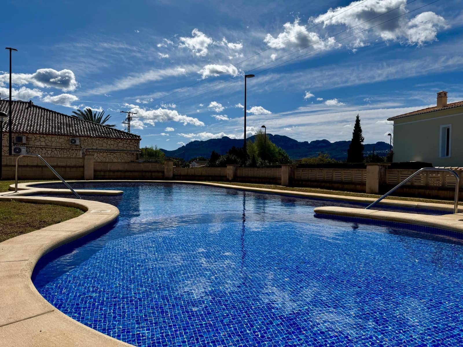 1 soveværelse Lejlighed til salg i Denia med swimmingpool garage - € 180.000 (Ref: 8869934)