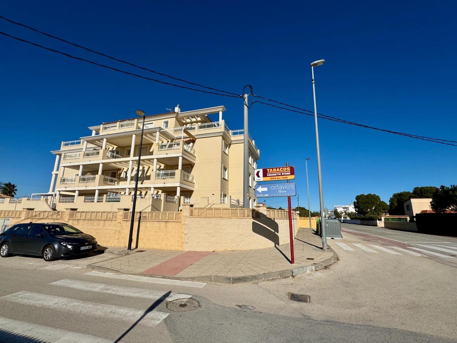 1 soveværelse Lejlighed til salg i Denia med swimmingpool garage - € 180.000 (Ref: 8869934)