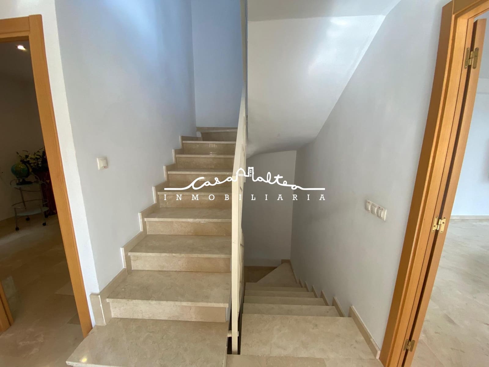 3 sypialnia Dom na sprzedaż w Polop z basenem garażem - 375 000 € (Ref: 8970527)