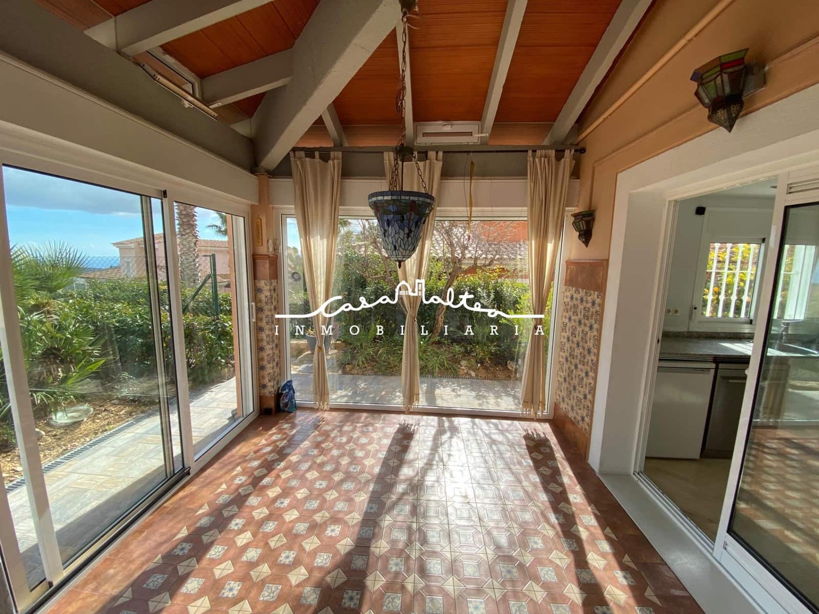 3 sypialnia Dom na sprzedaż w Polop z basenem garażem - 375 000 € (Ref: 8970527)