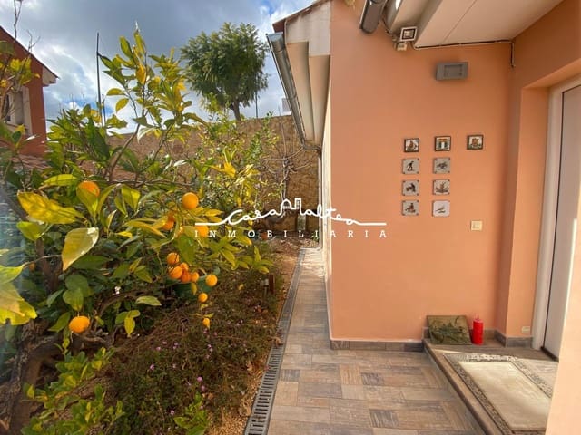 3 quarto Casa em Banda para venda em Polop com piscina garagem - 375 000 € (Ref: 8970527)