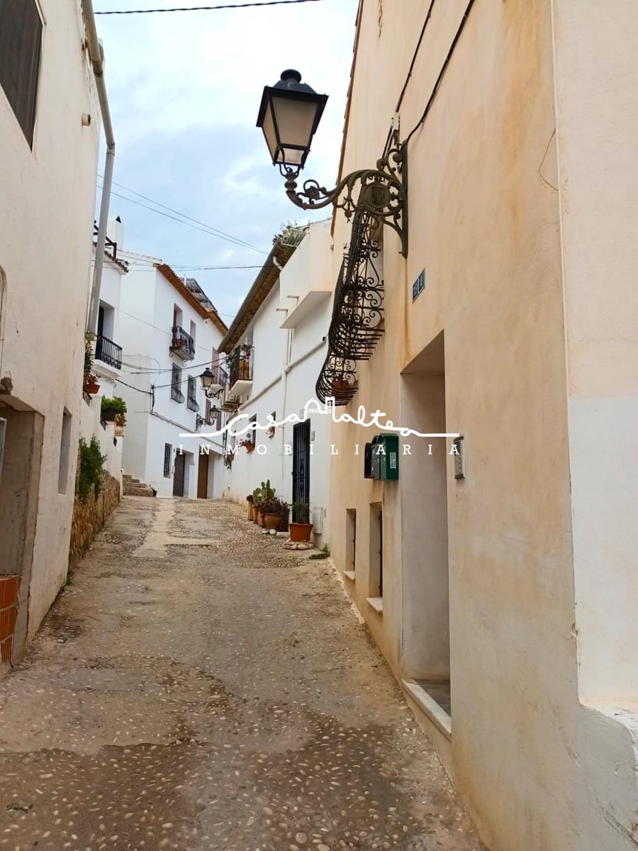 2 bedroom Apartment for sale in Altea - € 210,000 (Ref: 8982495)