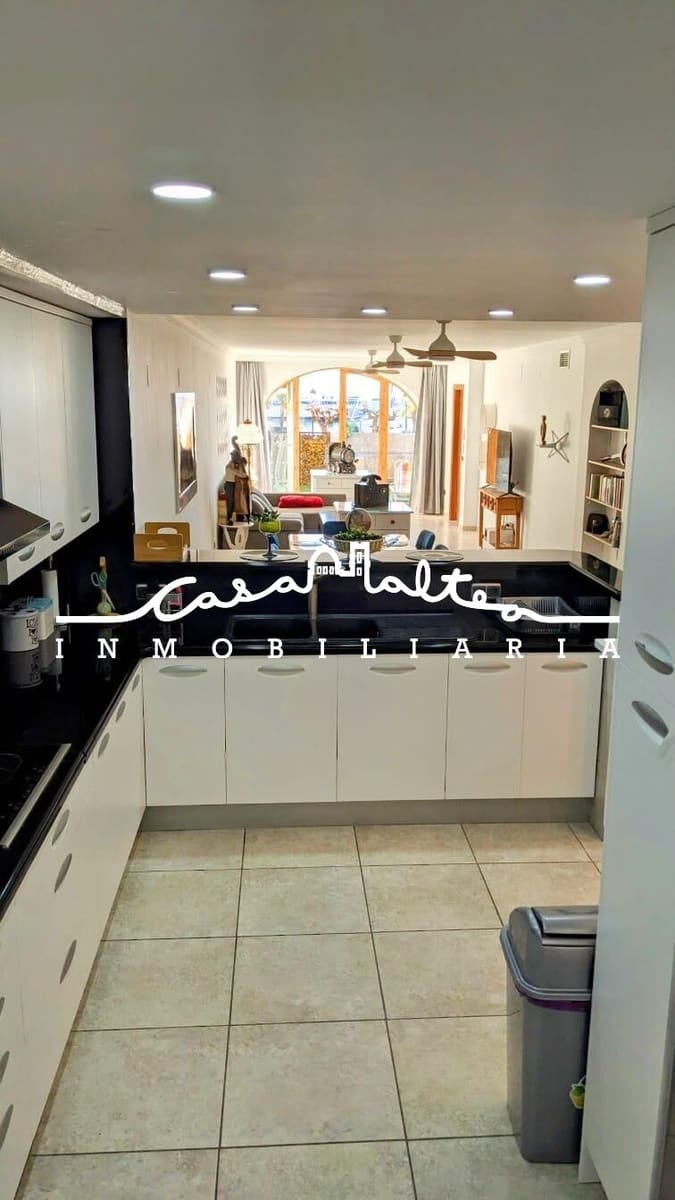 2 soverom Leilighet til leie i Altea med svømmebasseng garasje - € 2 800 (Ref: 8982498)