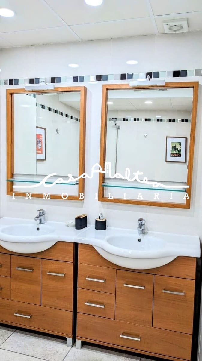 2 bedroom Apartment for rent in Altea with pool garage - € 2,200 (Ref: 8982498)