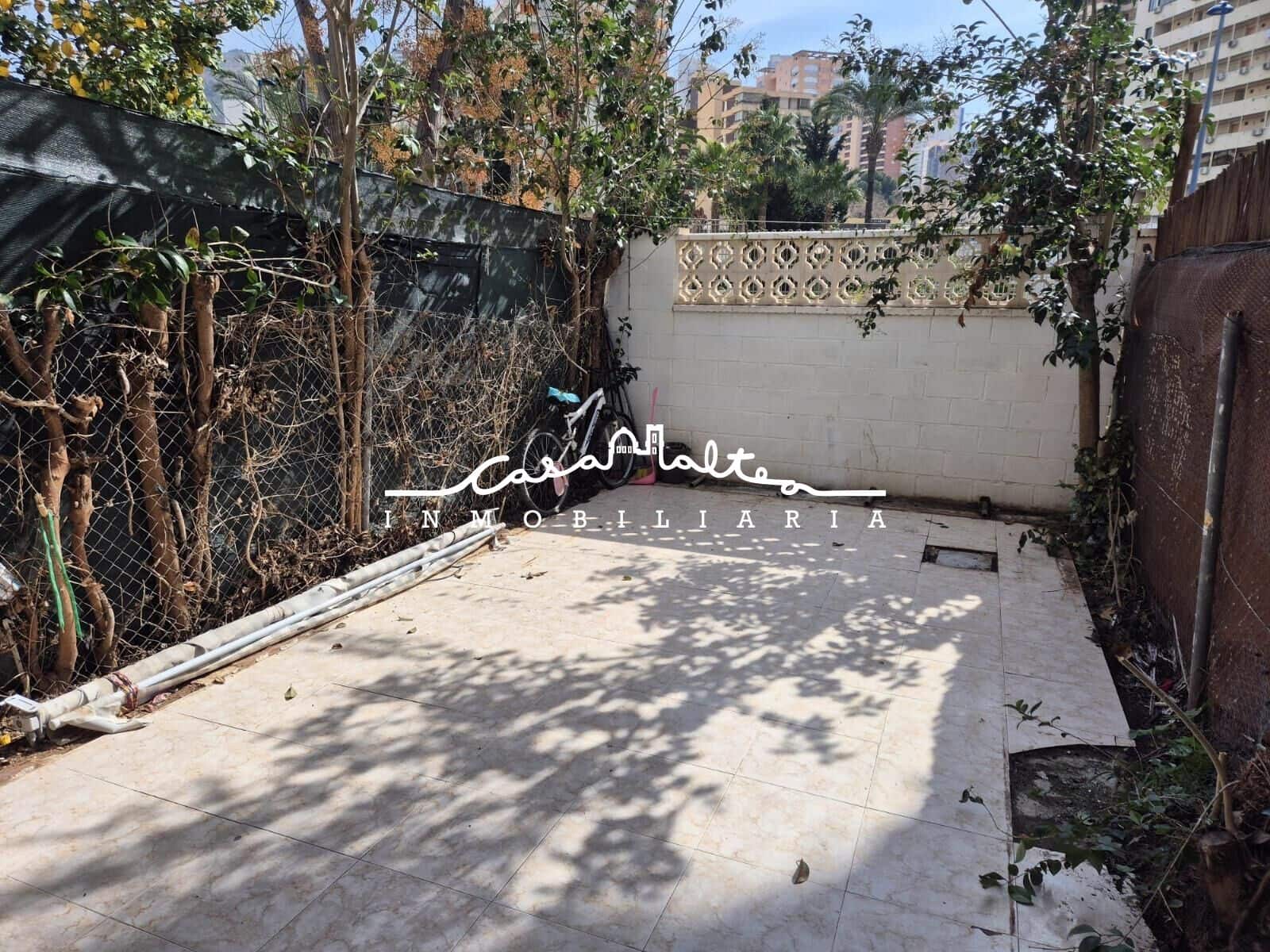 2 soveværelse Rækkehus til salg i Benidorm med swimmingpool garage - € 215.000 (Ref: 8992658)