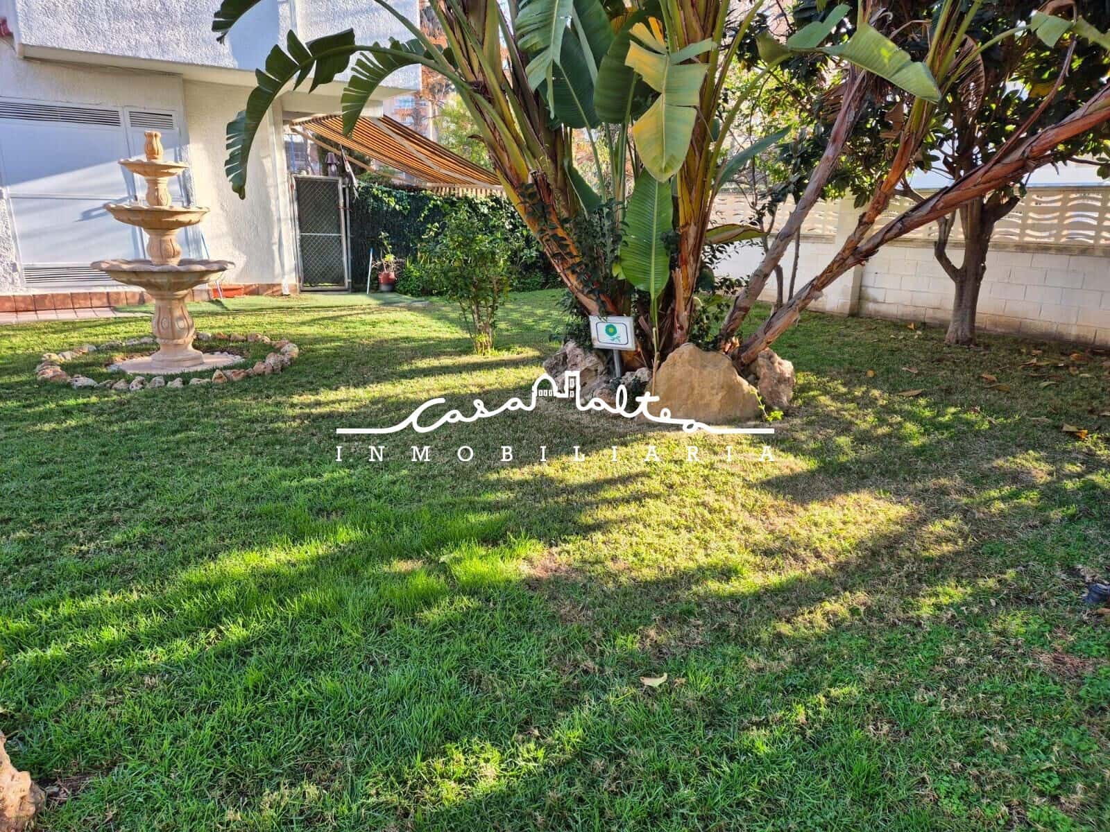 2 soveværelse Rækkehus til salg i Benidorm med swimmingpool garage - € 215.000 (Ref: 8992658)