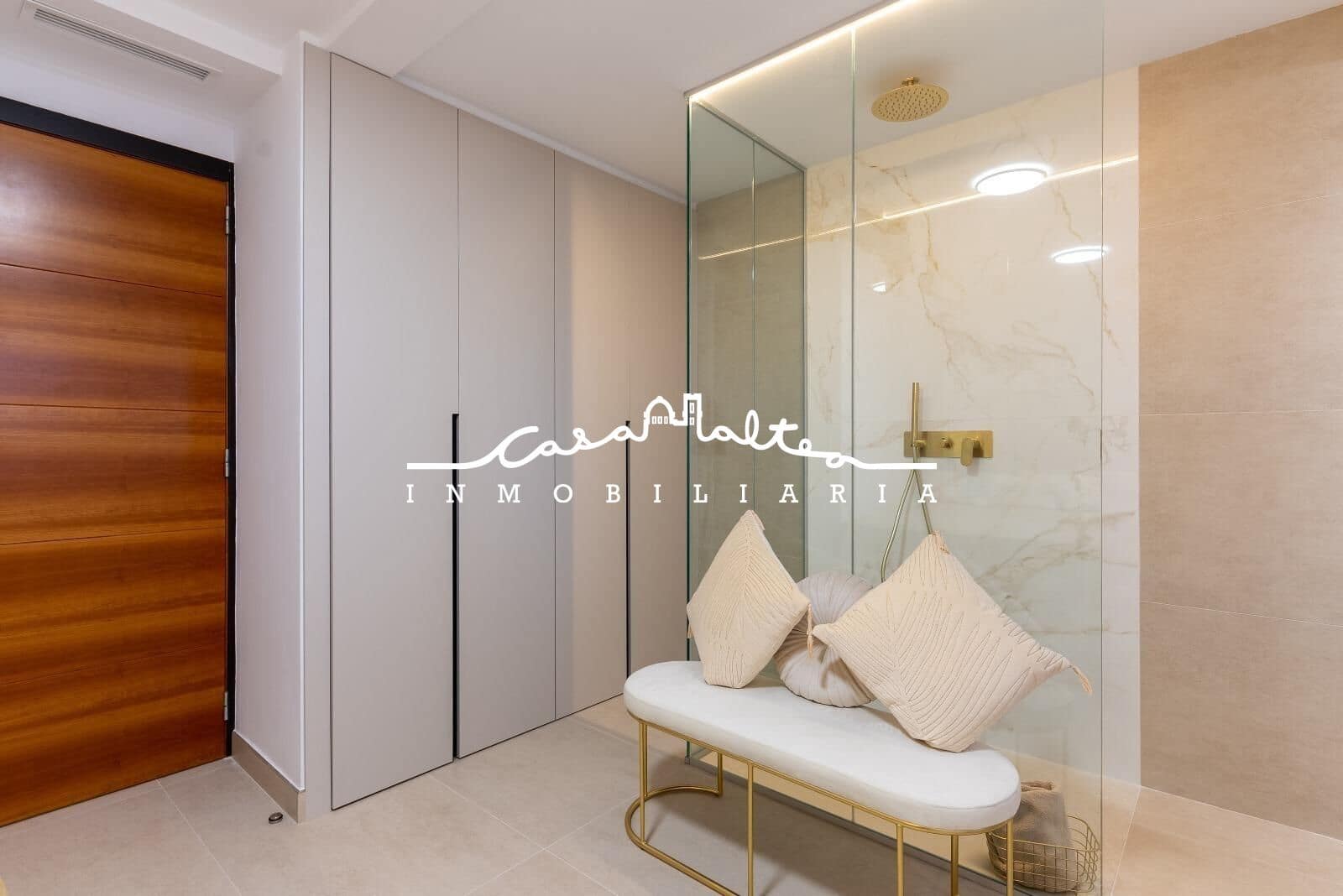 Piso de 2 habitaciones en Calpe / Calp en venta - 340.000 € (Ref: 9023673)