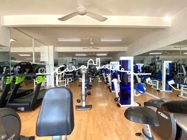 3 bedroom Commercial for sale in Altea - € 760,000 (Ref: 9032618)