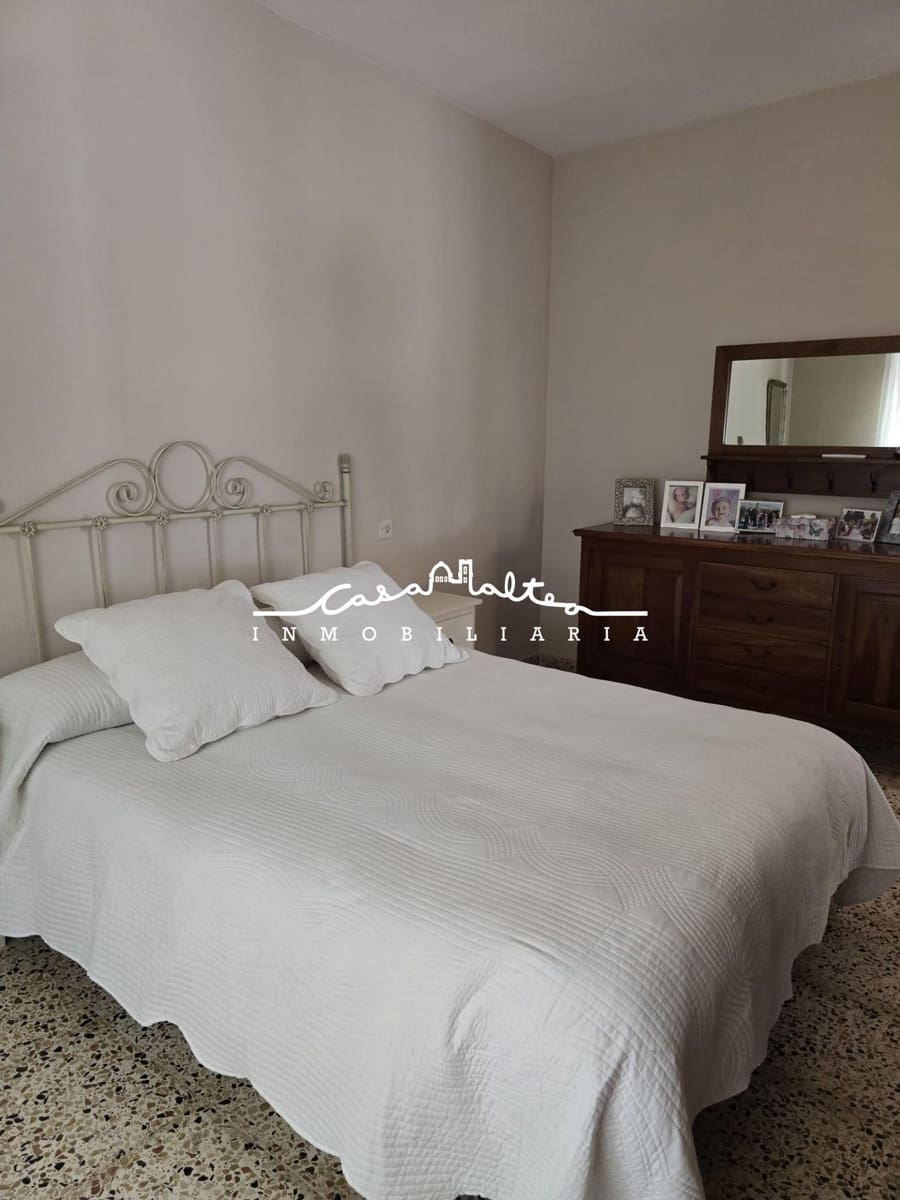 3 bedroom Villa for sale in Albir with garage - € 515,000 (Ref: 9034719)