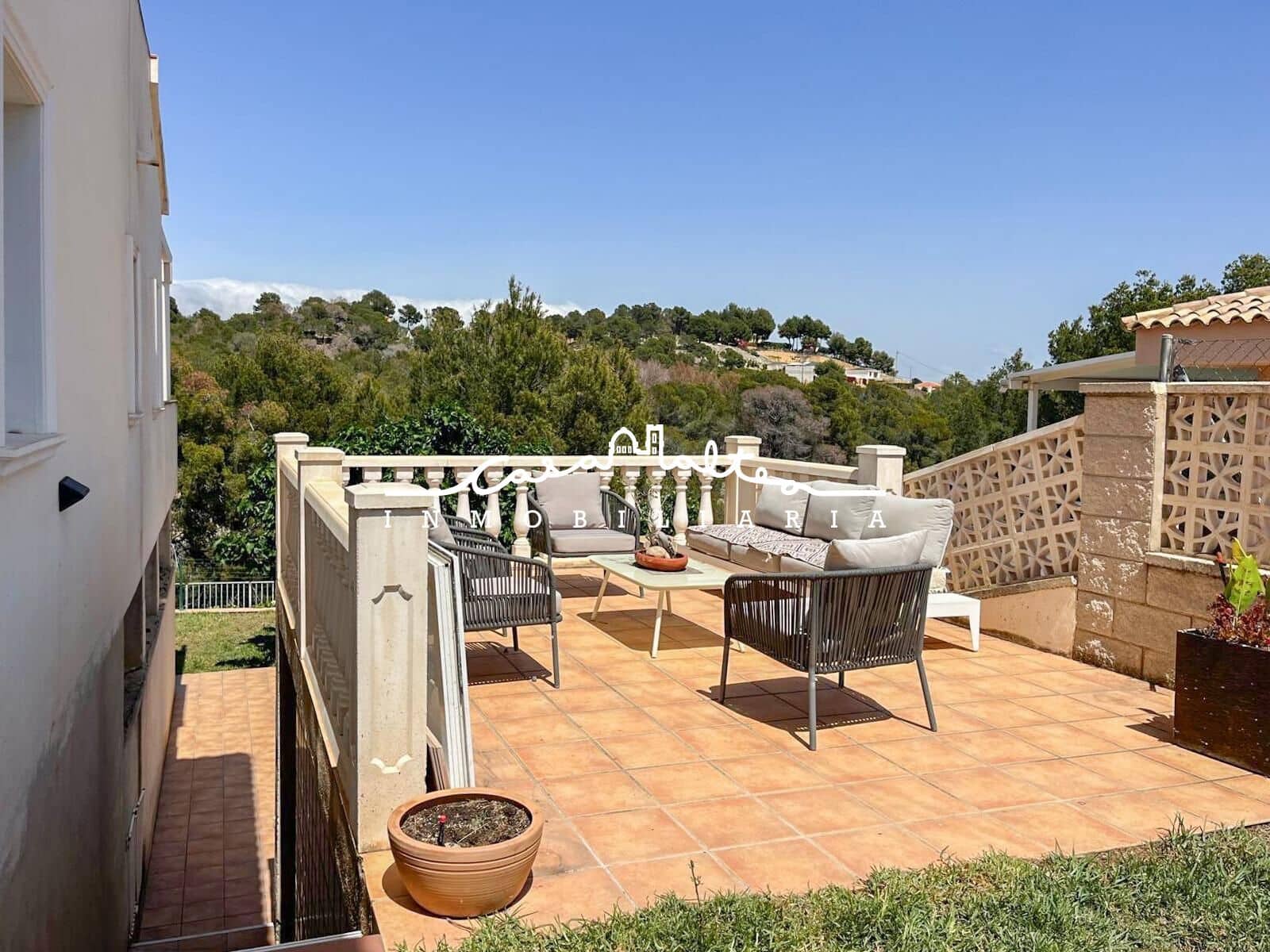 4 bedroom Villa for sale in Alfaz del Pi / L'Alfas del Pi - € 398,000 (Ref: 9100870)