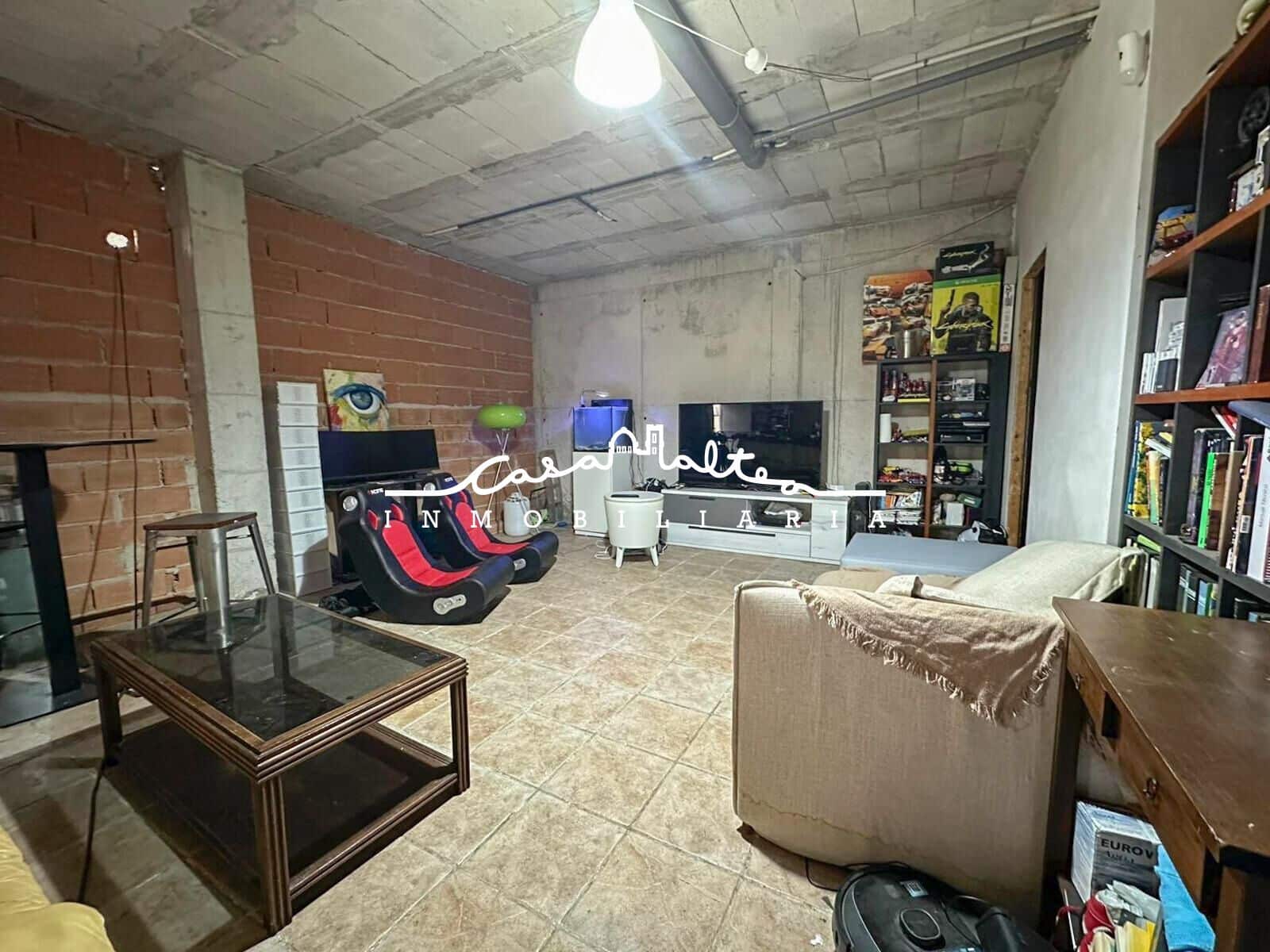 4 bedroom Villa for sale in Alfaz del Pi / L'Alfas del Pi - € 398,000 (Ref: 9100870)