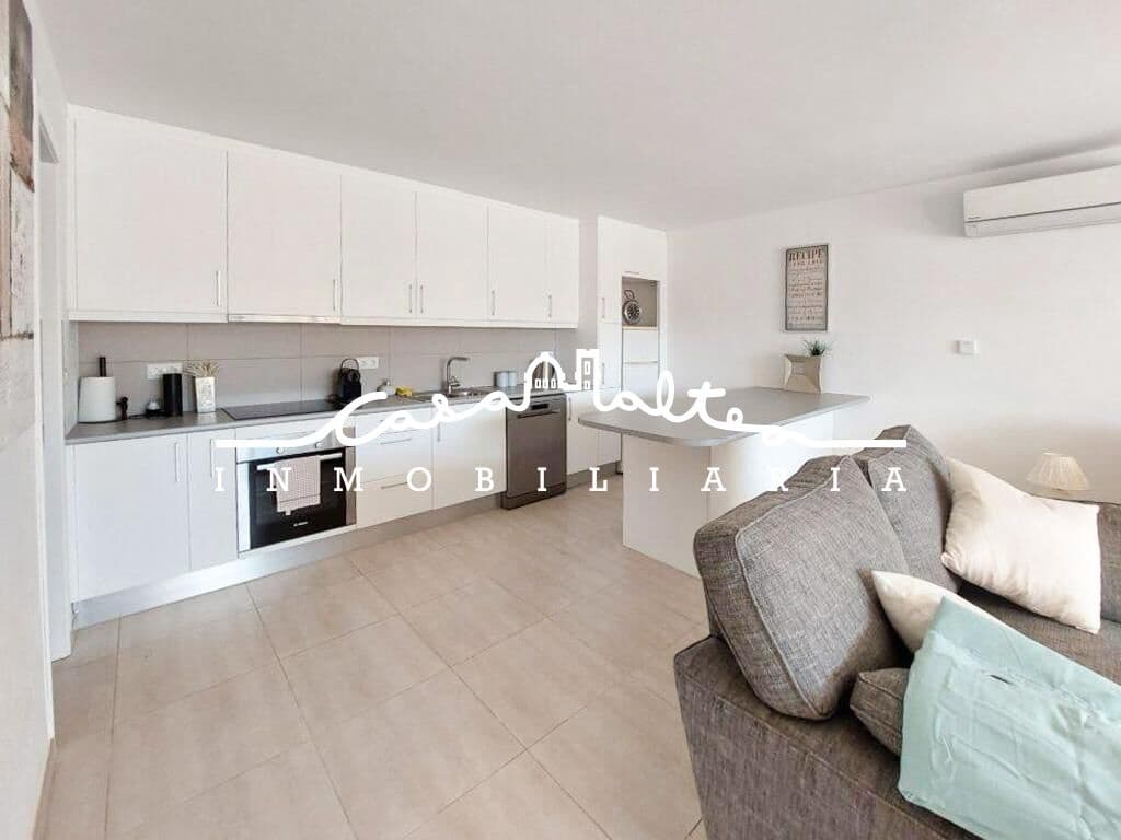 Chalet de 6 habitaciones en Alfaz del Pi / L'Alfàs del Pi en venta con piscina - 725.000 € (Ref: 9108860)