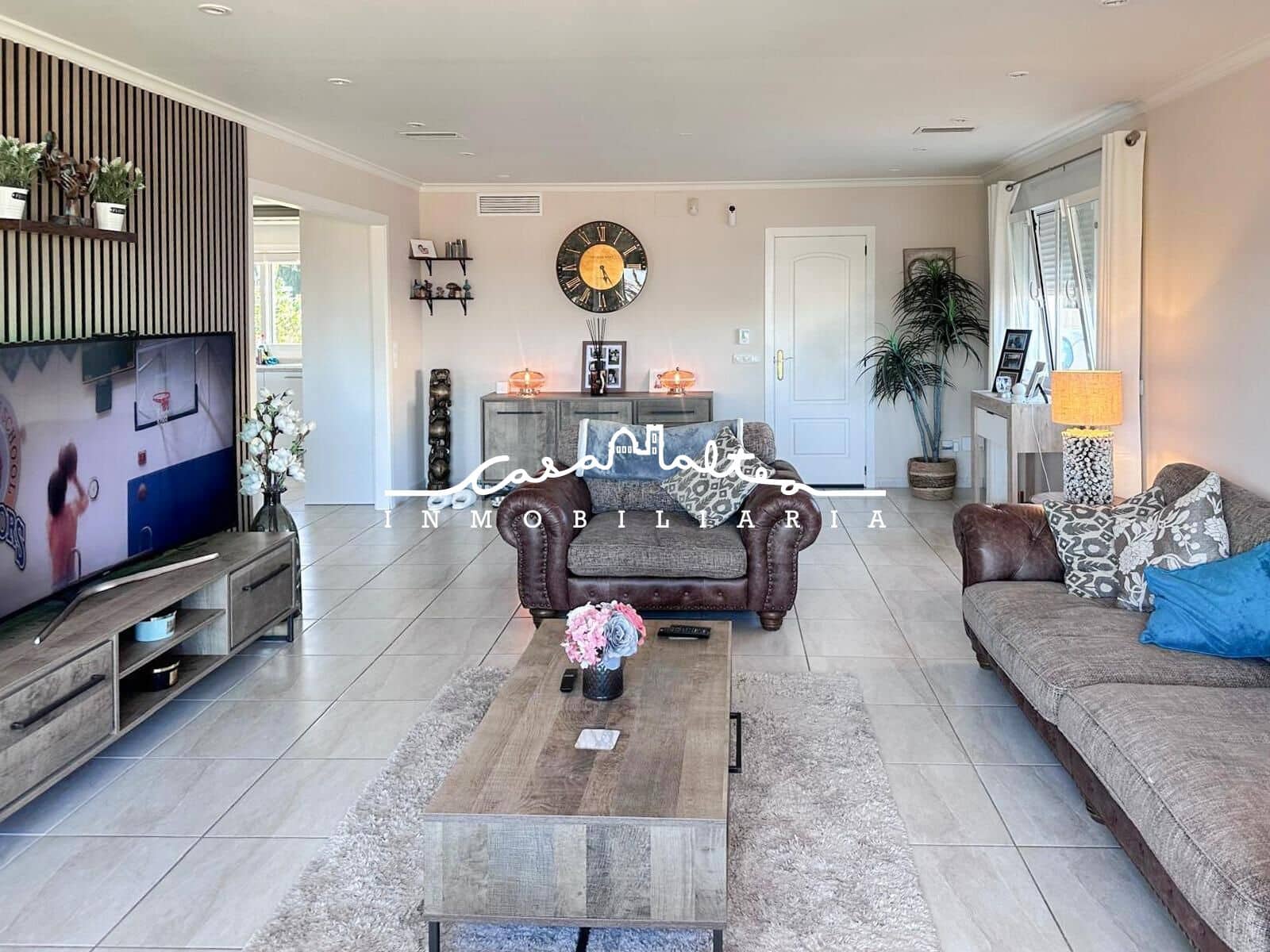 Chalet de 6 habitaciones en Alfaz del Pi / L'Alfàs del Pi en venta con piscina - 725.000 € (Ref: 9108860)