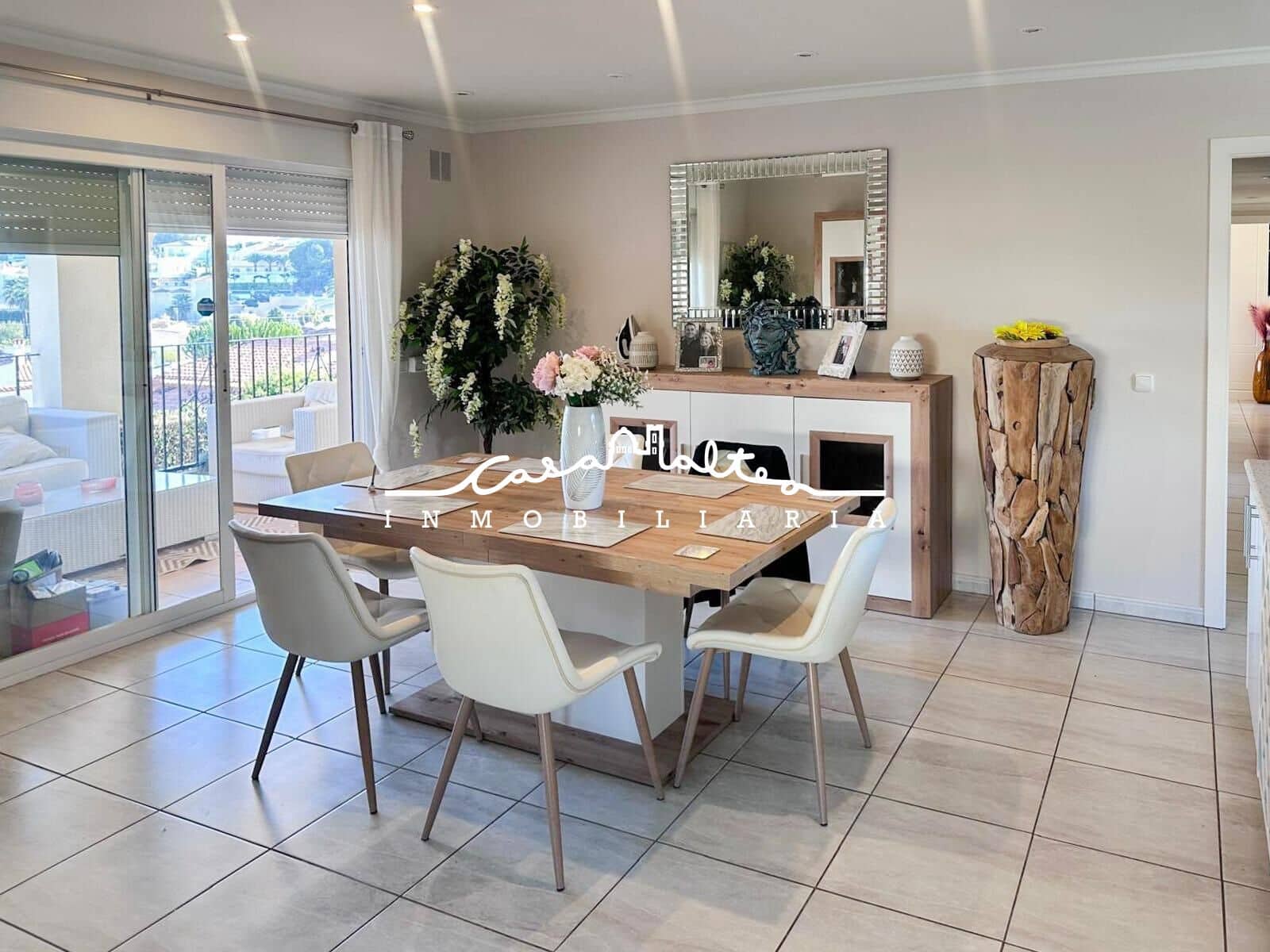 Chalet de 6 habitaciones en Alfaz del Pi / L'Alfàs del Pi en venta con piscina - 725.000 € (Ref: 9108860)