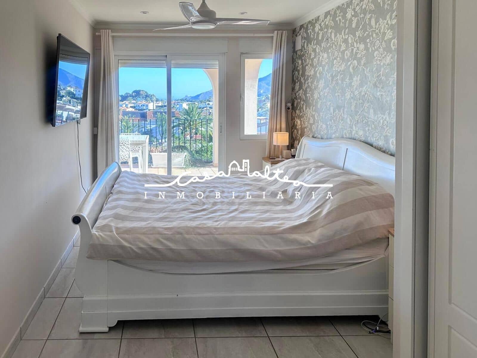 Chalet de 6 habitaciones en Alfaz del Pi / L'Alfàs del Pi en venta con piscina - 725.000 € (Ref: 9108860)