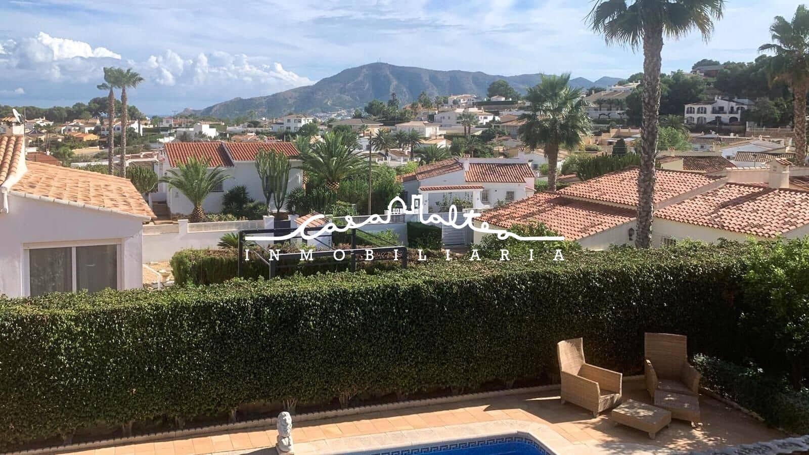 Chalet de 6 habitaciones en Alfaz del Pi / L'Alfàs del Pi en venta con piscina - 725.000 € (Ref: 9108860)