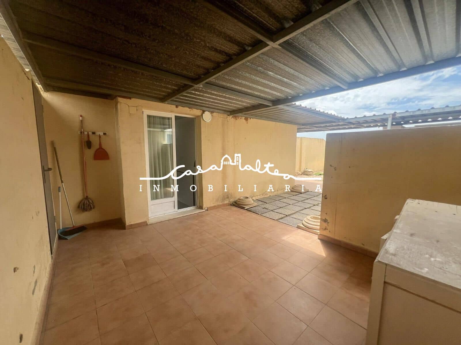 2 bedroom Apartment for sale in Alfaz del Pi / L'Alfas del Pi with garage - € 285,000 (Ref: 9147327)