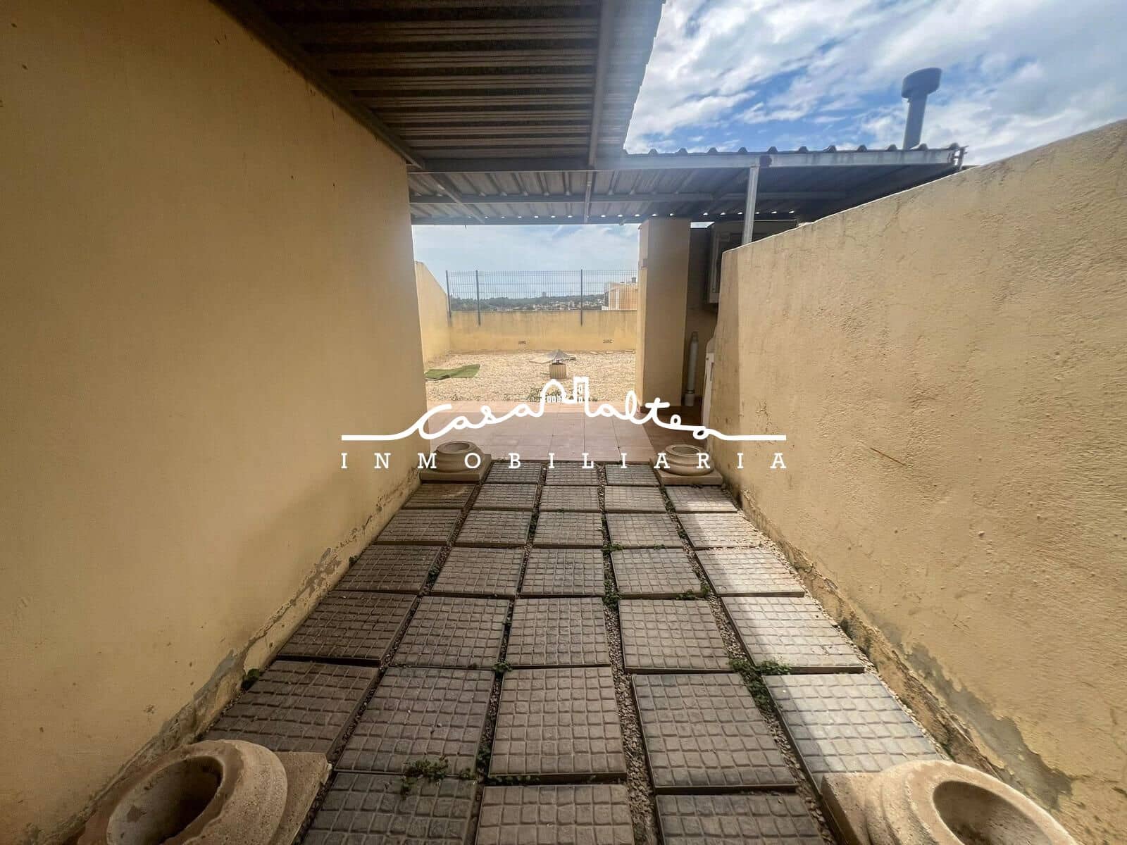 2 bedroom Apartment for sale in Alfaz del Pi / L'Alfas del Pi with garage - € 285,000 (Ref: 9147327)