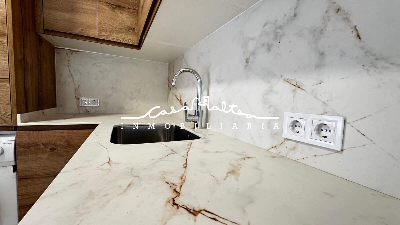 2 bedroom Apartment for sale in Alfaz del Pi / L'Alfas del Pi - € 235,000 (Ref: 9161173)