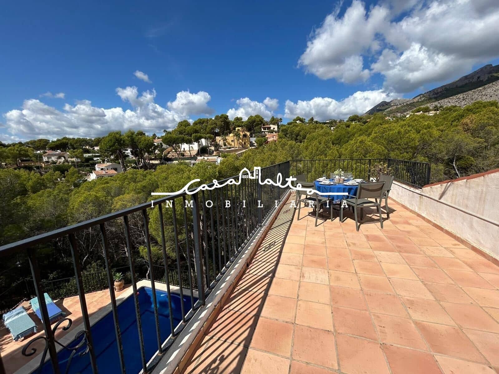 5 bedroom Villa for sale in Altea la Vella with pool garage - € 750,000 (Ref: 9163947)