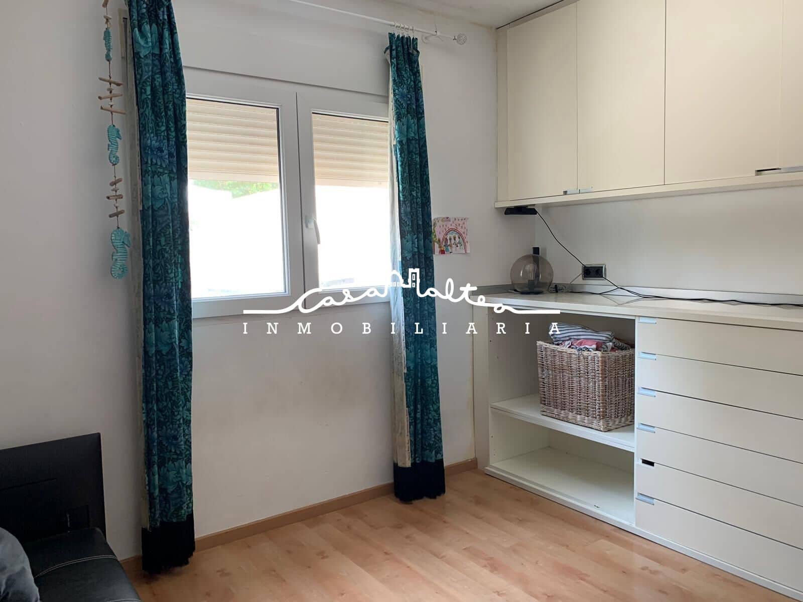 4 soveværelse Rækkehus til salg i Alfaz del Pi / L'Alfas del Pi med swimmingpool garage - € 398.000 (Ref: 9185617)