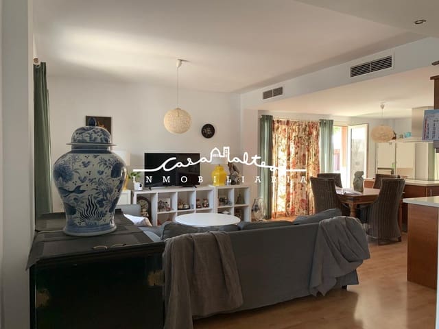 4 chambre Villa/Maison Mitoyenne à vendre à Alfaz del Pi / L'Alfàs del Pi avec piscine garage - 398 000 € (Ref: 9185617)