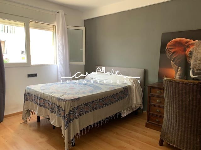 4 chambre Villa/Maison Mitoyenne à vendre à Alfaz del Pi / L'Alfàs del Pi avec piscine garage - 398 000 € (Ref: 9185617)