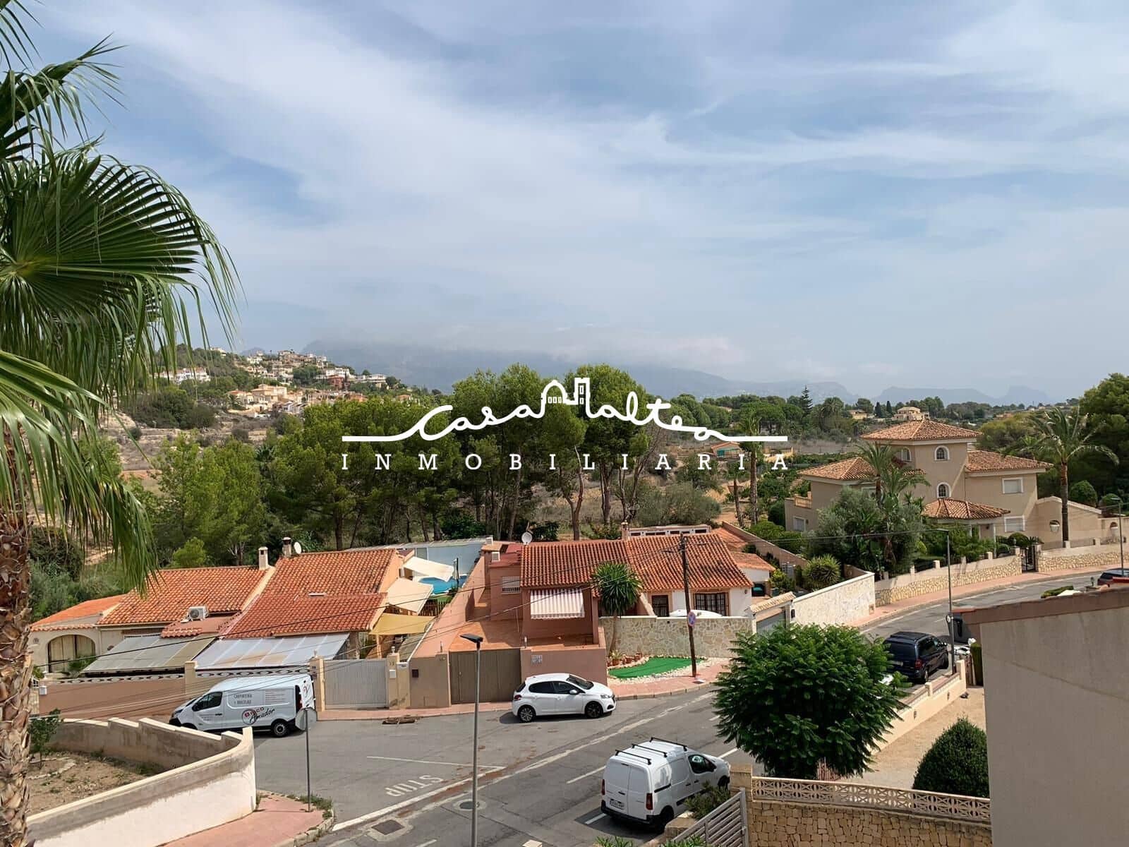 4 soveværelse Rækkehus til salg i Alfaz del Pi / L'Alfas del Pi med swimmingpool garage - € 398.000 (Ref: 9185617)