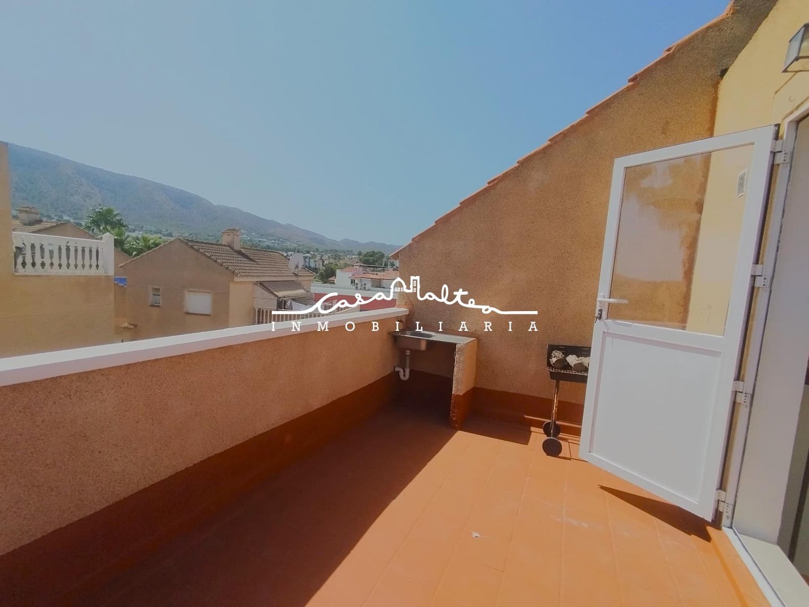 1 soverom Leilighet til salgs i Albir med svømmebasseng - € 225 000 (Ref: 9195727)