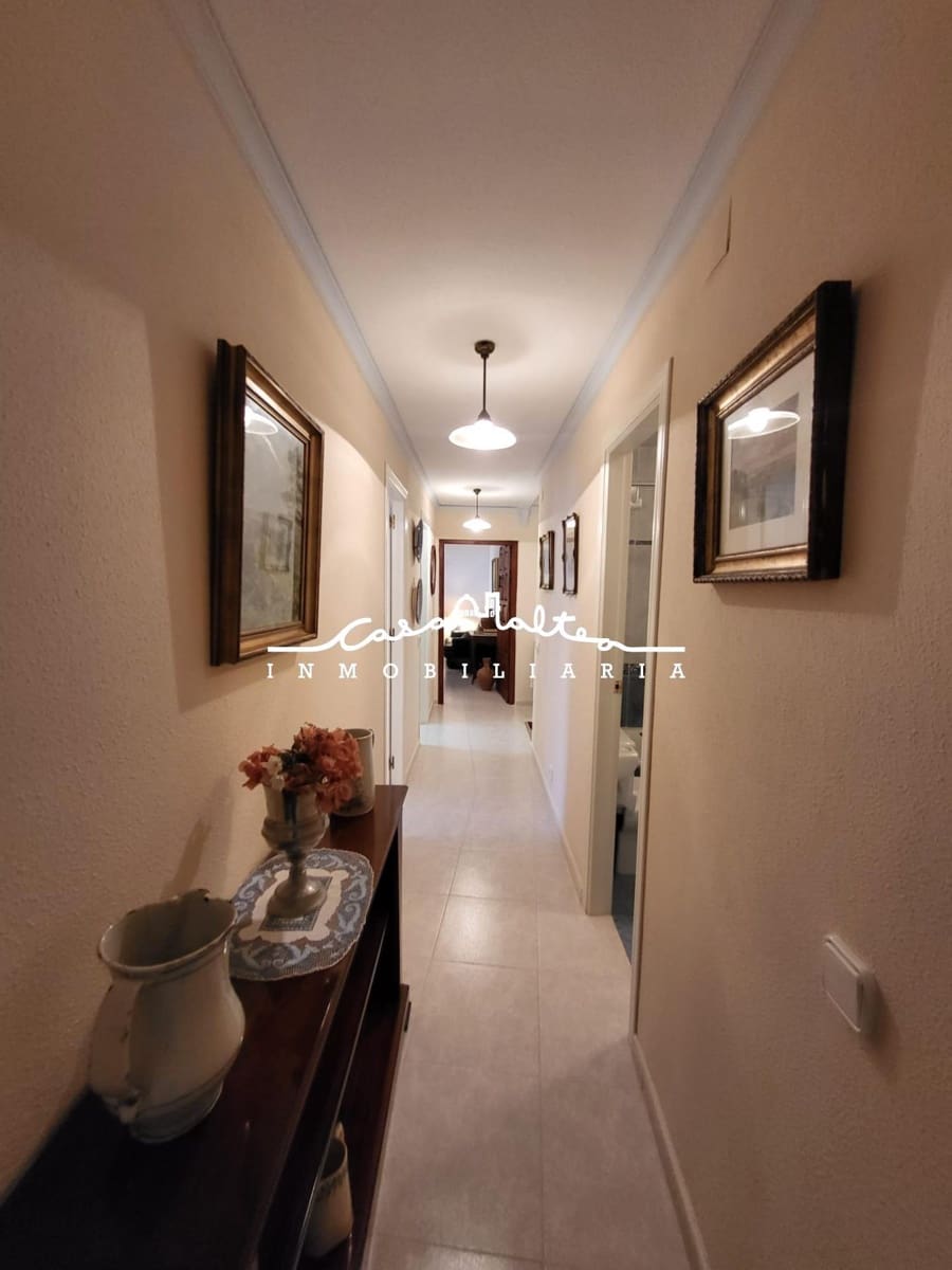 2 bedroom Apartment for sale in Altea with pool garage - € 275,000 (Ref: 9200646)