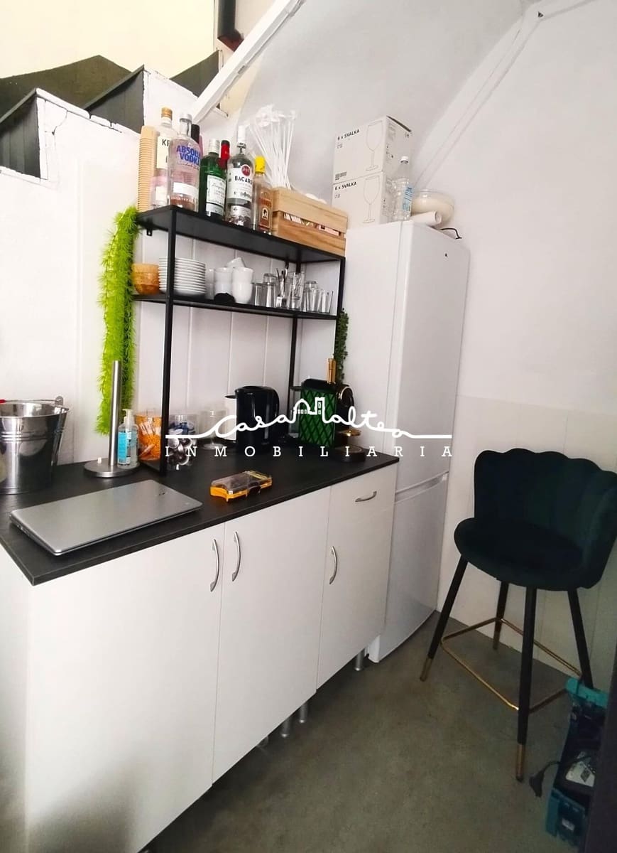 Commercial for rent in Albir - € 1,000 (Ref: 9215228)