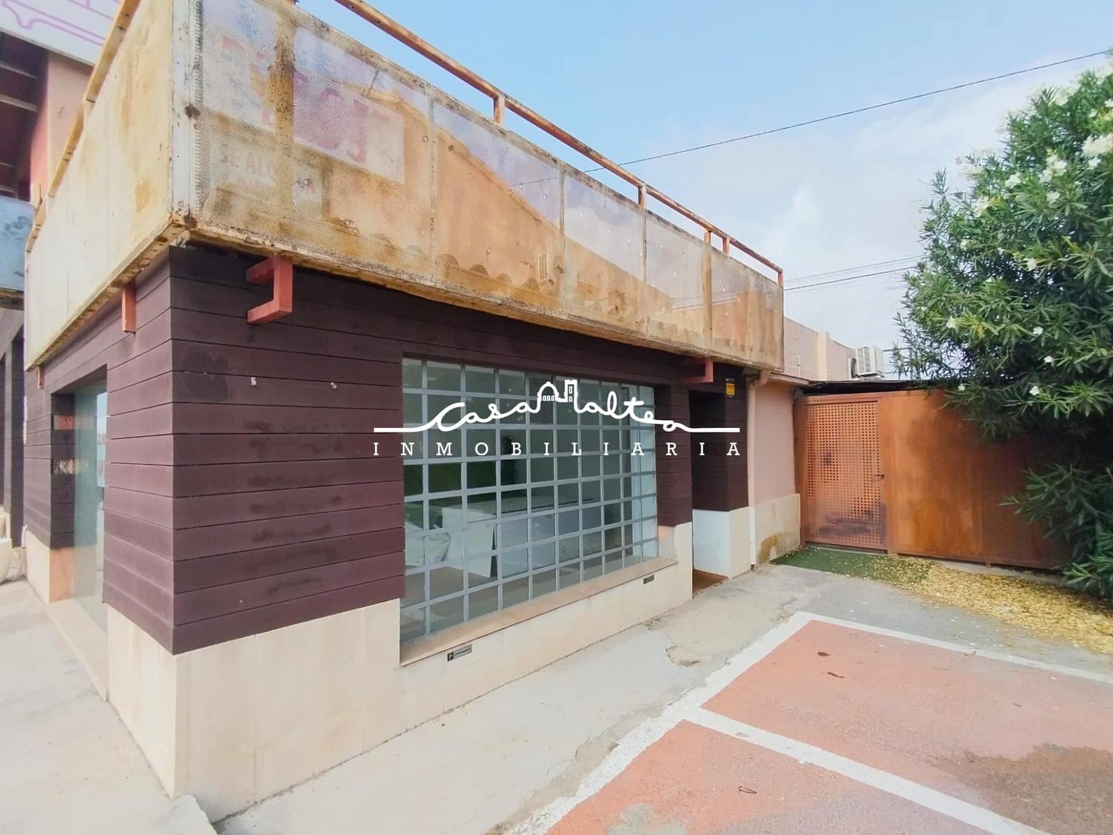 Commercial for rent in Albir - € 1,000 (Ref: 9215228)